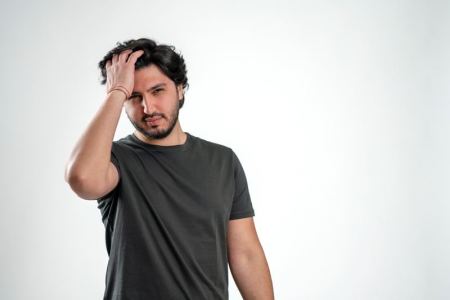 أغنية عن قلبي للفنان محمد شاكر تتخطى نصف مليون مشاهدة
